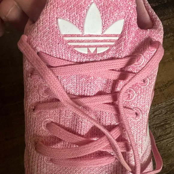 ADIDAS Swift Run 22 Women size
9 Sneaker PINK Sneaker
Lightweight Summer - Picture 10 of 11